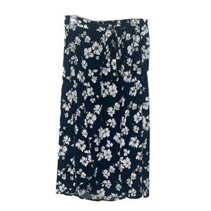 ❤️ J CREW Floral Print Navy and White Skirt Size M
